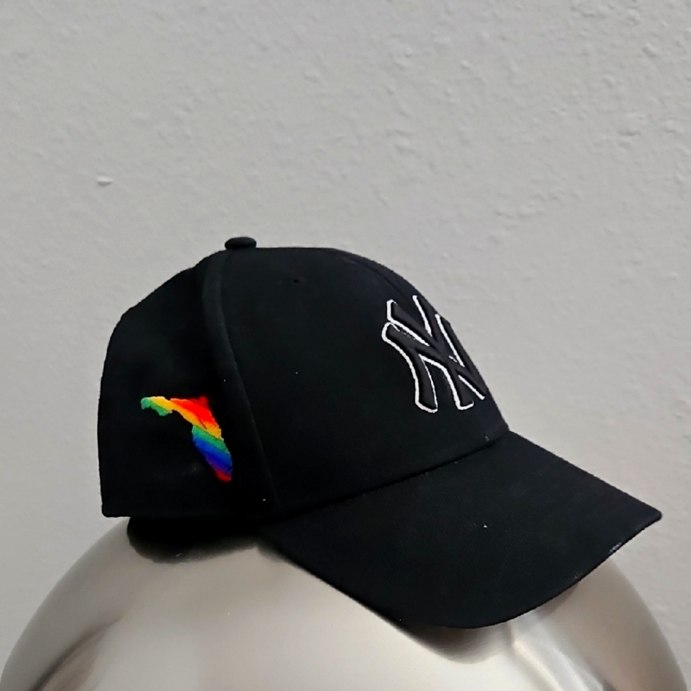 Yankees  NY Logo Cap with Rainbow Detail